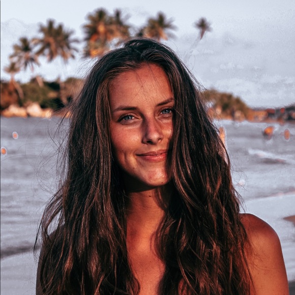 Meet your Posher, Jaime - Picture 1 of 1